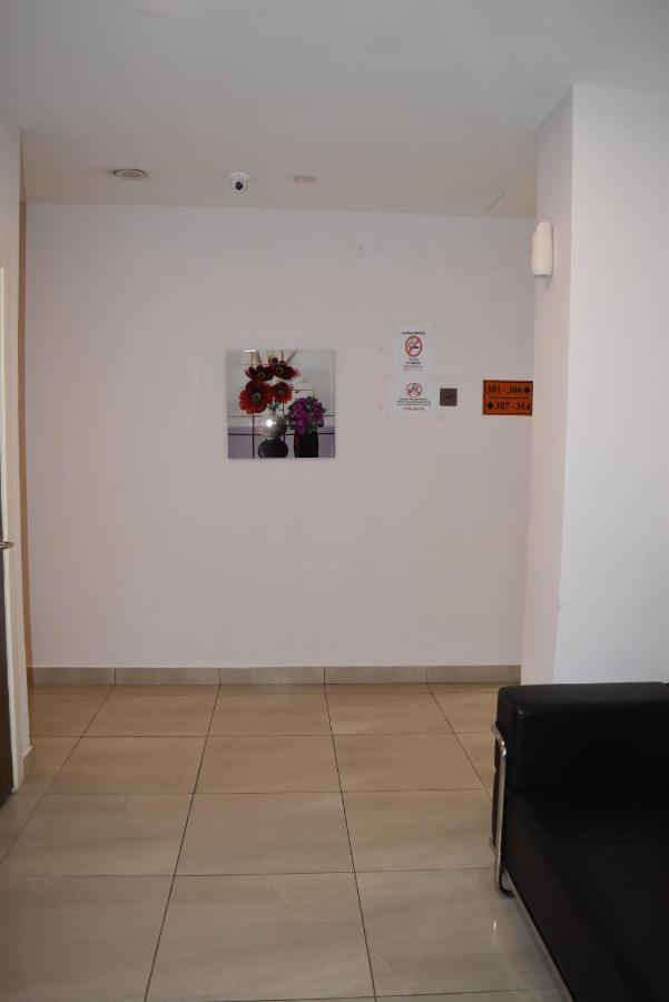 Sunrise Hotel Петалинг Джая Екстериор снимка